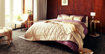 Чем ковер отличается от ковролина и что лучше