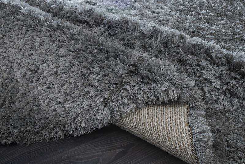 Тёплый ковер с длинным ворсом